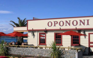 Opononi Hotel